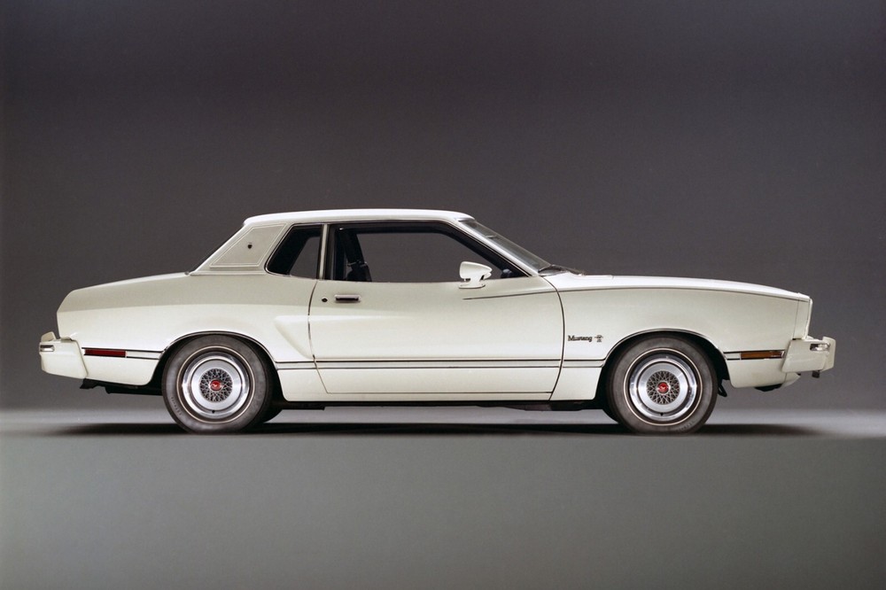1974 Ford Mustang II Coupe | 24×36 inch POSTER | vintage classic car