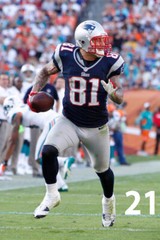 Aaron Hernandez Poster 18″ X 24″ (see variations)