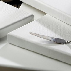 Hand-Stretched 14×18 Canvas, Ideal for Oil and Acrylic Paint Applications