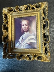 5 Vintage Gold Plastic ‘Framed Petites’ VICTORIAN STYLE reprints, 1-4×5 4- Small