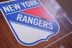 USED / DAMAGED / New York Rangers Logo Wooden Wall Decor NHL Hockey Sport Art