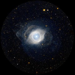 Helix Nebula white dwarf NGC 7293 Hubble JPL NASA space telescope photo PIA15658