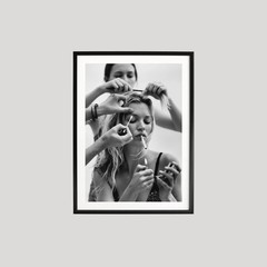 Kate Moss – Black & White Fashion Poster – Editorial Photography, Chic Wall Art