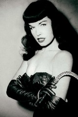 Bettie Page Black and White Close up Decor Wall Art Print – POSTER 20×30