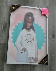 OLIVER GAL FRAMED WALL ART *BARBIE* GLITTER EMBELLISHMENT 16″ X 24″ SMILEY FACE