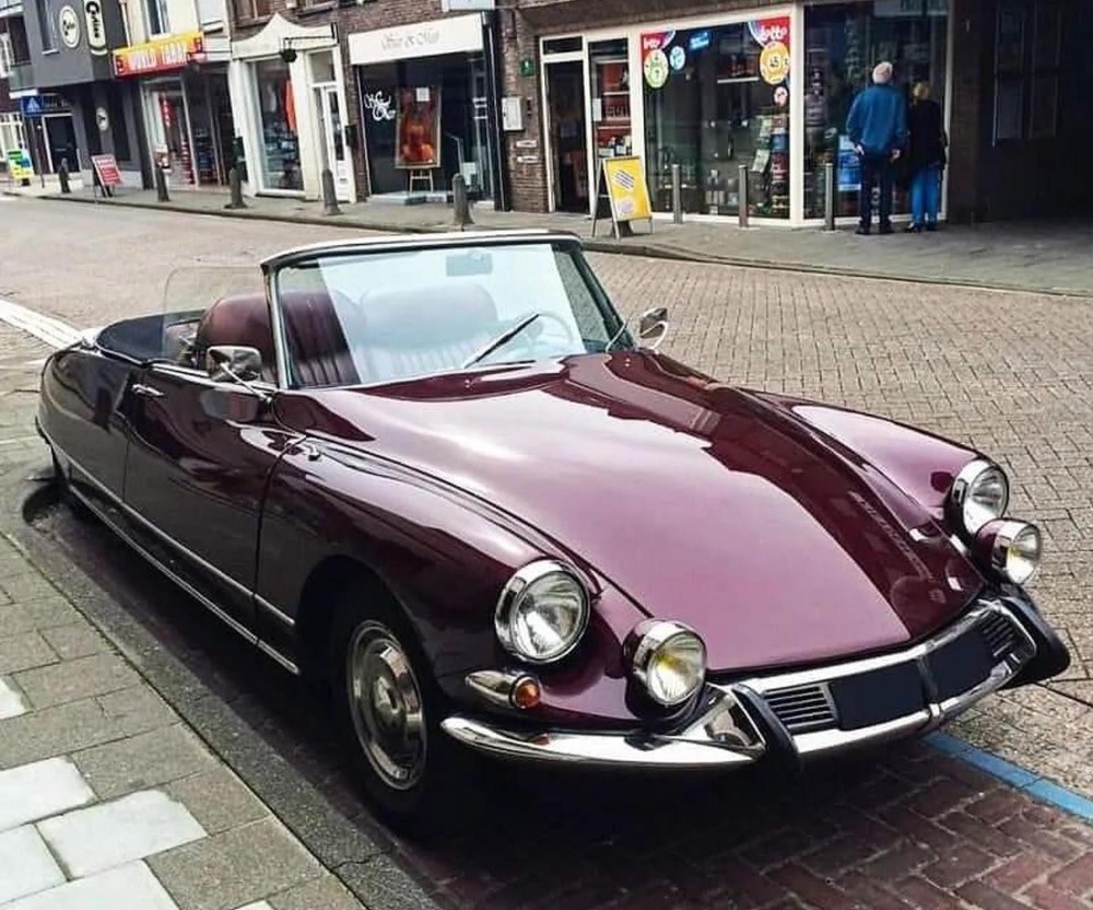 Citroen DS convertible POSTER 24 X 36 Inches SWEET!