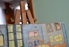 Vintage Vincent Van Gogh «The Bedroom» Mini Canvas Art on Wood Easel MCM
