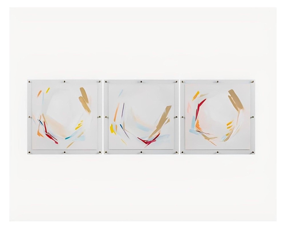 Liveliness Wall Art made of acrylic; 30 x 1.6 x 30 (in)