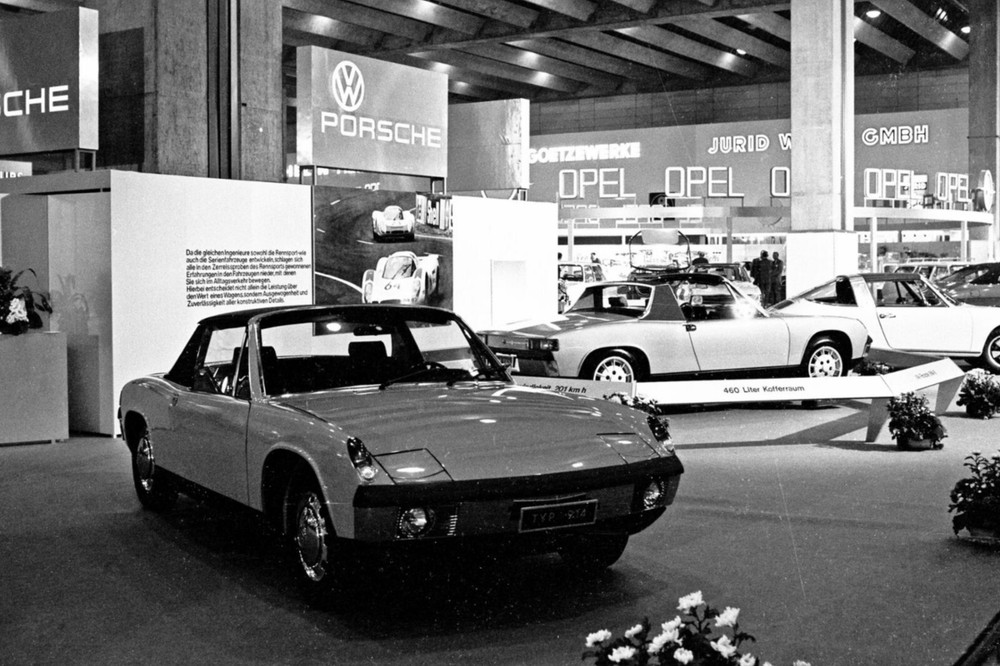 1969 Porsche 914 introduction | 24×36 inch POSTER | classic car