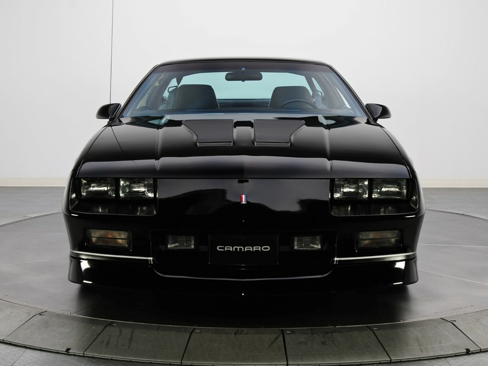 1986 Chevrolet Camaro Z28 IROC-Z Poster | 24×36 inch