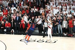 Portland Trailblazers Damian Lillard Game Winning 3 Poster (20×30 inches)