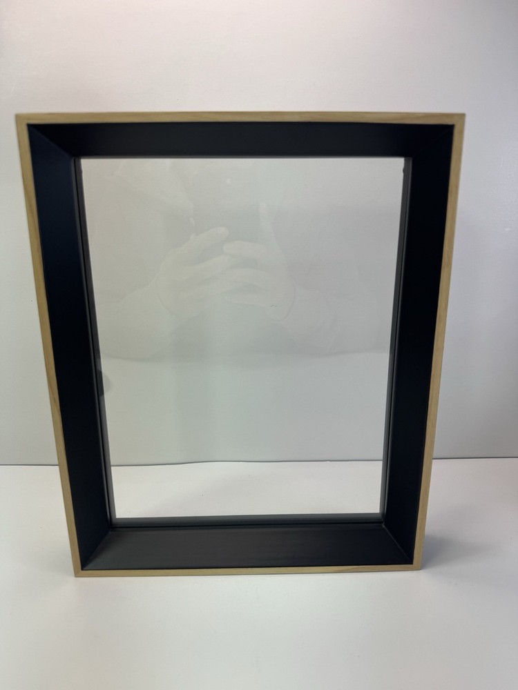 Modern Floater 9”x11” Frame for 4×6 Or 5×7 Photos Landscape Or Portrait Mount