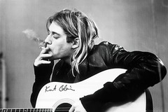 Kurt Cobain / Nirvana – B&W Music Poster (Smoking – Signature) (Size: 36″ X 24″)