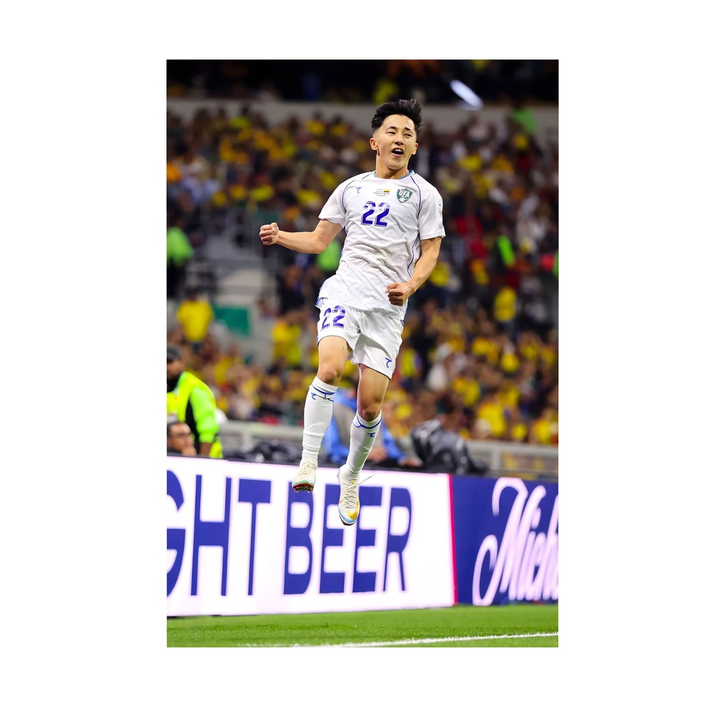 Uzbekistan Soccer Fans Fayzullaev Goal – World Cup 2026 Tribute – POSTER 20″x30″