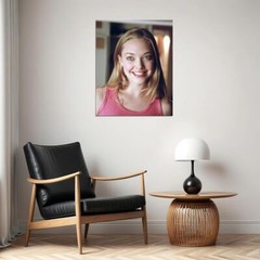 78745 Amanda Seyfried Photo Pink T-shirt Smiling Cute Wall Print Poster US