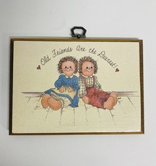 Raggedy Ann «Old friends are dearest,» Framed Wall art FIGI & Mimi Board