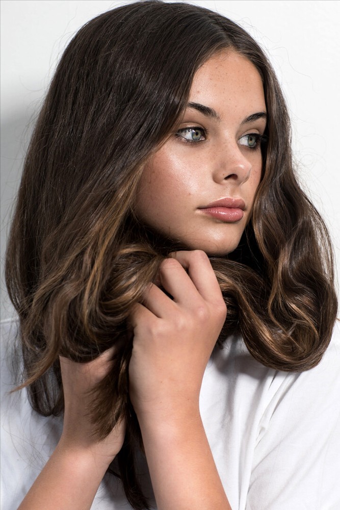 Meika Woollard Commercial Fashion Model Wall Art Home Decor – POSTER 20×30