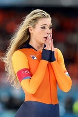 Jutta Leerdam Inspired Dutch Speed Skating Gold – Winter Games – POSTER 20″x30″