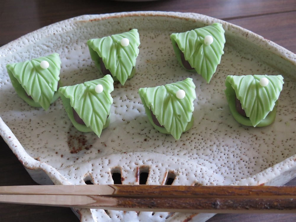 GREEN WAGASHI JAPANESE DESSERT GLOSSY POSTER PICTURE PHOTO PRINT BANNER 11241