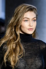 Gigi Hadid Sexy Model Girls Fashion Artist Print Wall Art Home – POSTER 20×30