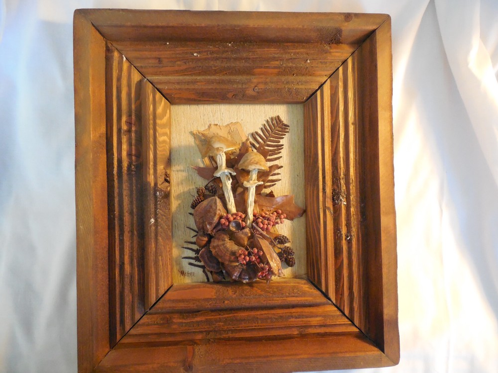 McGee nature folk art Mushrooms 3-D wall decor picture 12 1/4″ x 14″