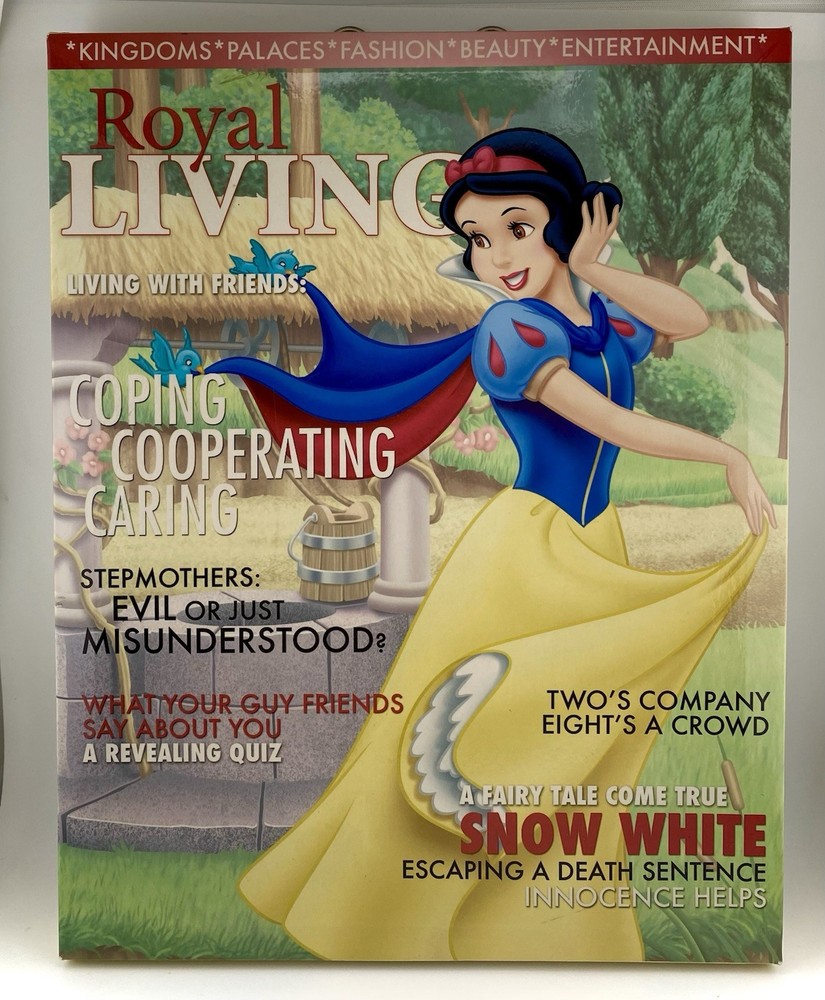 DISNEY Royal Living SNOW WHITE Wall Hanging Decor Disney Magazine Cover Art