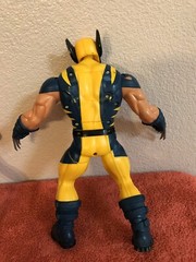 WOLVERINE AND CAPTAIN AMERICA 10”Figures W Canvas Paint From Marvel
