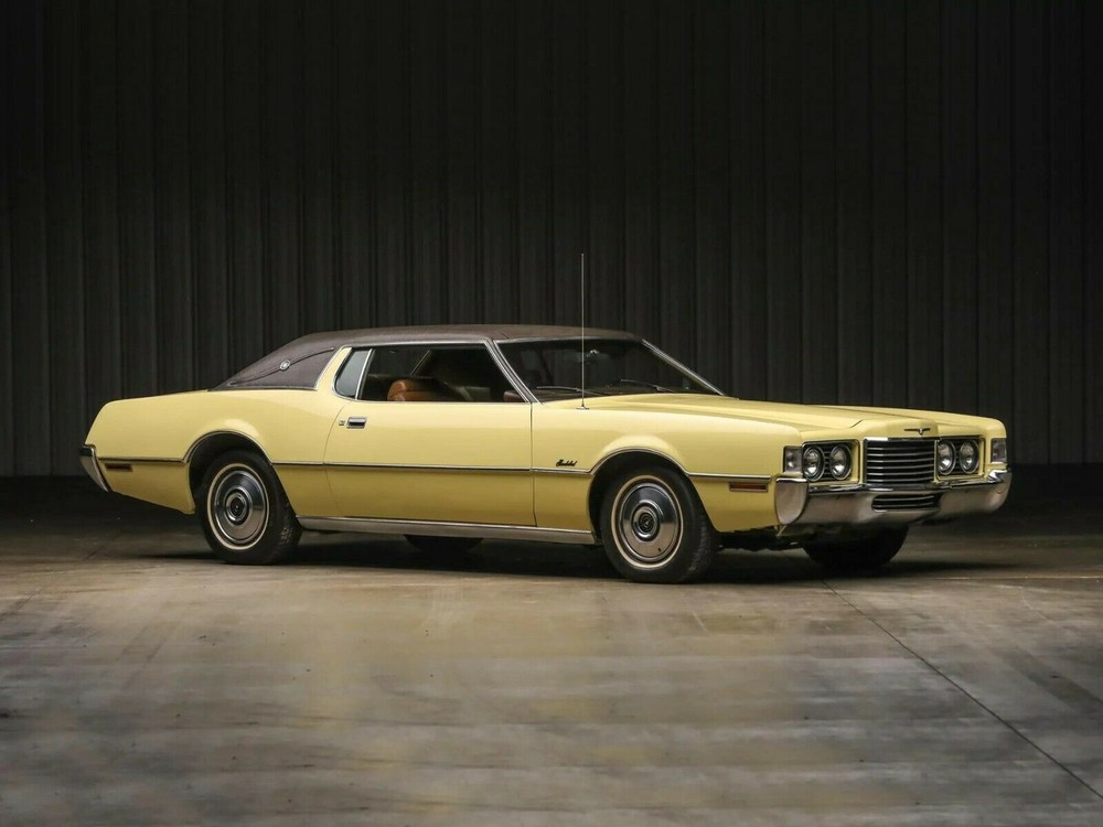 1972 Ford Thunderbird yellow- Poster 20×30