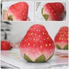 Wood Carving Strawberry Ornament Delicate Wood Strawberry Statue Adornment
