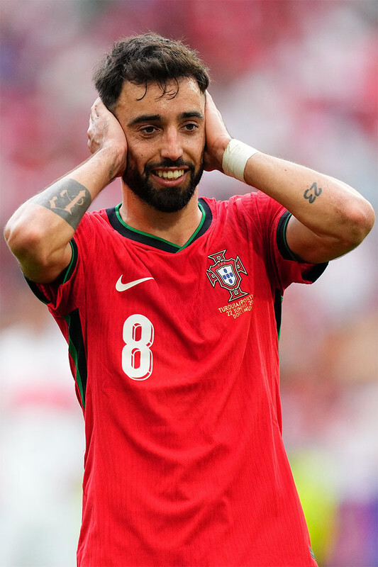 Bruno Fernandes Portugal National Football Team Player Photo – POSTER 20″x30″
