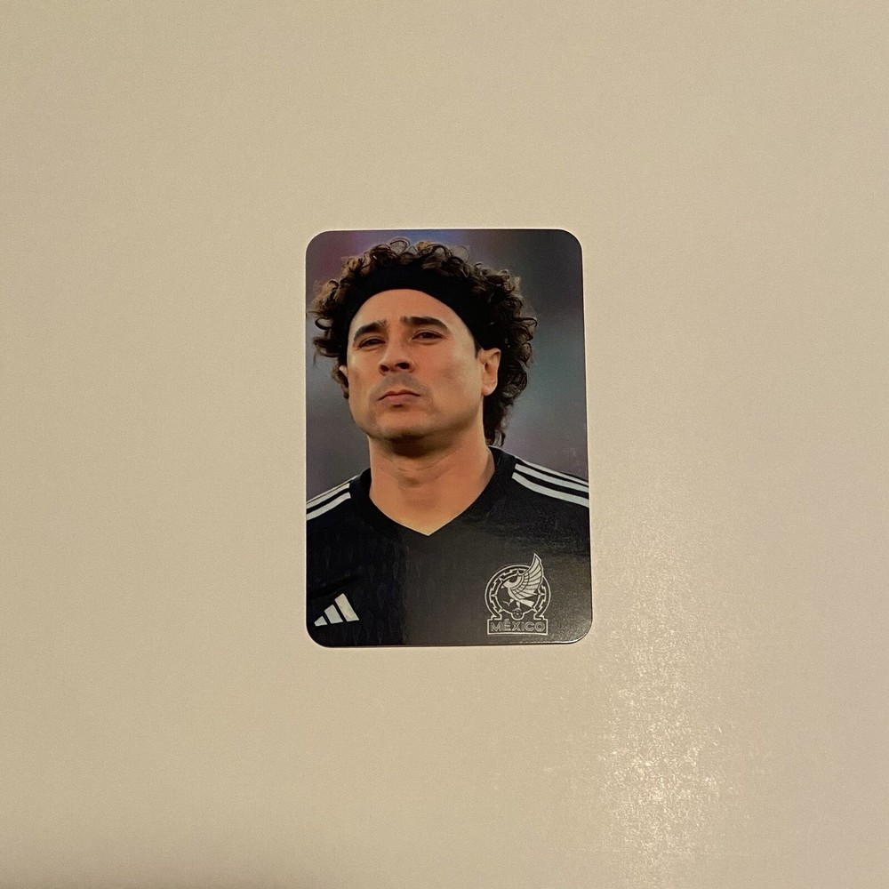 Guillermo Ochoa Photocard 2×3 Inches