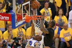 Lebron James Blocks Andre Iguodala in 2016 NBA Finals Poster (20×30 inches)