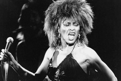 Hot Tina Turner Singing Black And White Poster YG218