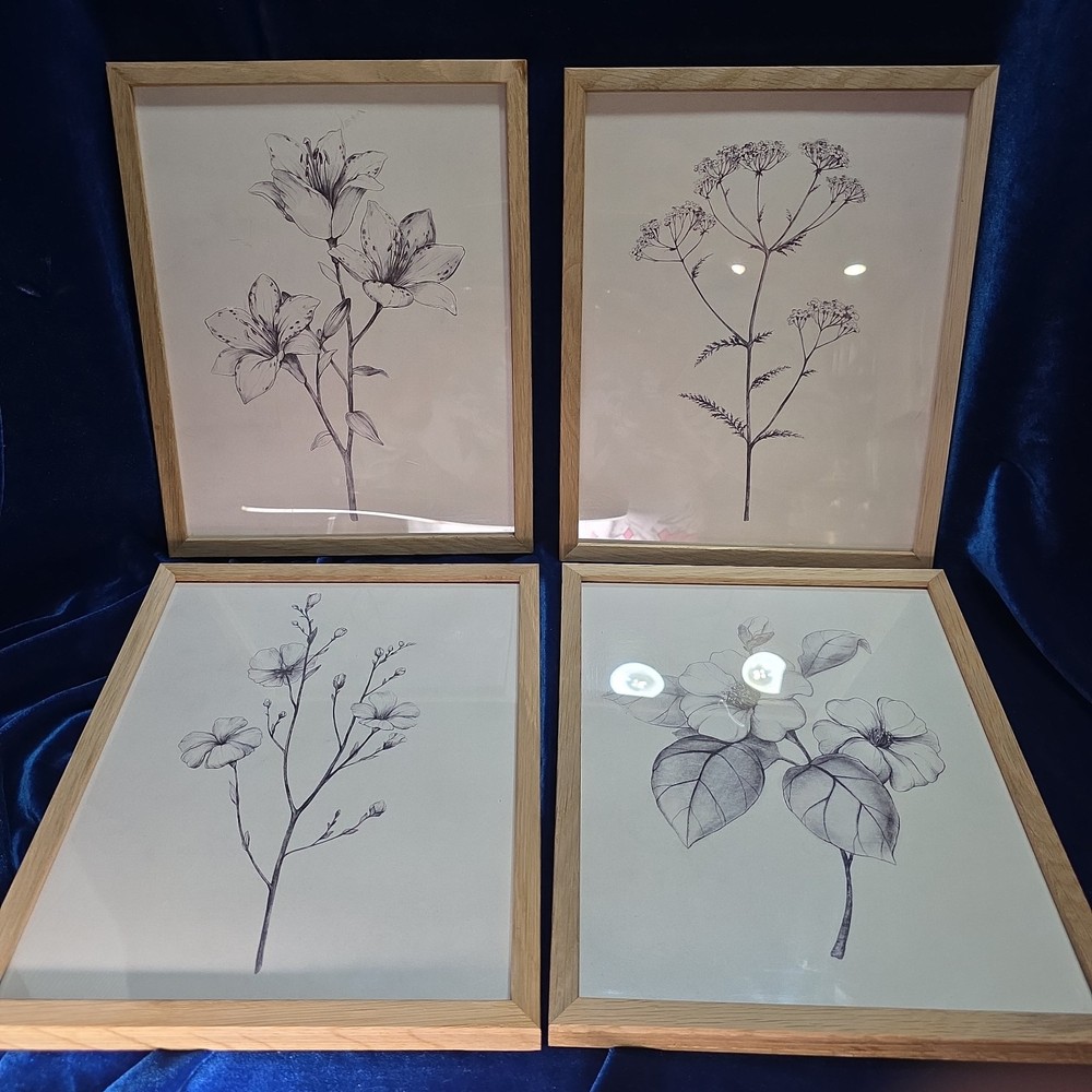 Haus and Hues Grey Floral Wall Art Natural Wood frame botanical prints Set Of 4