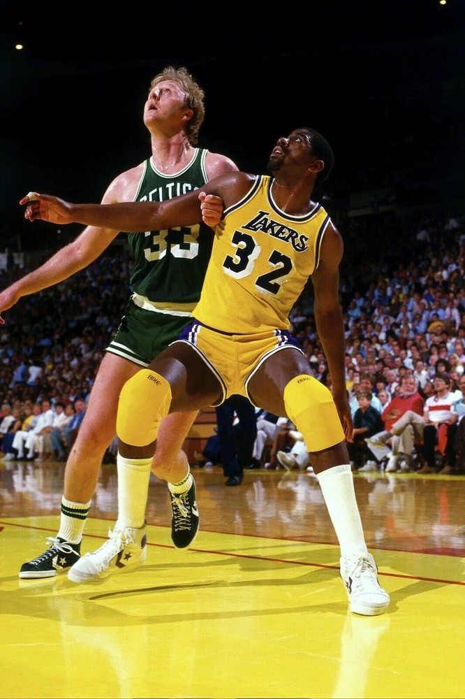 Los Angeles Lakers Magic Johnson & Larry Bird Poster (20×30) inches