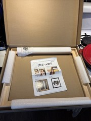 Gallery Canvas Floater Frame -Floating Frame for 1 1/4″ Deep Canvas Art 14×18”