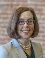 KATE BROWN OREGON OR USA GOVERNOR GLOSSY POSTER PICTURE PHOTO BANNER PRINT 6177