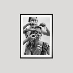 Kate Moss – Black & White Fashion Poster – Editorial Photography, Chic Wall Art