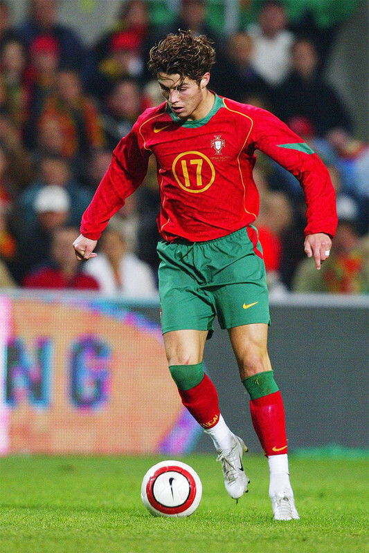 Cristiano Ronaldo Portugal National Teamm Football Sports Wall – POSTER 20″x30″