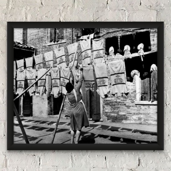 1952 Giro d’Italia, Laundry Day, Vintage Cycling Print, 8 x 10 inch Lithograph