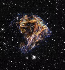 Large Magellanic Cloud galaxy Hubble JPL NASA space telescope photo PIA04609