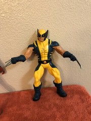WOLVERINE AND CAPTAIN AMERICA 10”Figures W Canvas Paint From Marvel