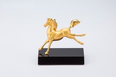 Hose 24K Gold Plated 7x12x10 cm. 250 g. SHO-504