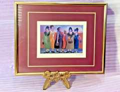 Art Print – OLD FRIENDS In THEIR FINERY – Dixie Rogerson 8×10 Brass Gold Framed